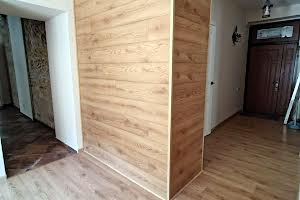 комерційна за адресою Канатна вул., 28
