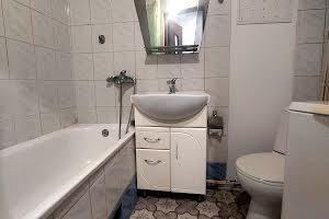 квартира за адресою Олександра Довженка вул., 8