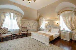 комерційна за адресою Бориспільський, 1
