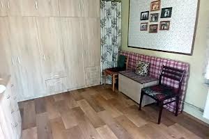 будинок за адресою Шкільна вул., 9