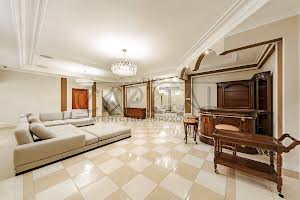 будинок за адресою Берегова вул., 3