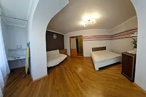 квартира за адресою Хмельницького, 9