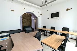 комерційна за адресою Шота Руставелі вул., 1