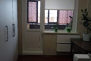 квартира за адресою Захисників України вул., 32