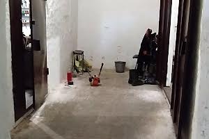 коммерческая по адресу Центральна, 1