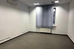 коммерческая по адресу Юнаківа, 9