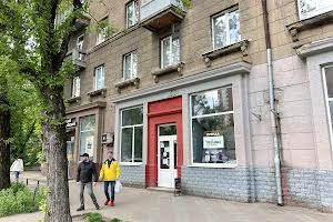 комерційна за адресою Героїв УПА вул., 76