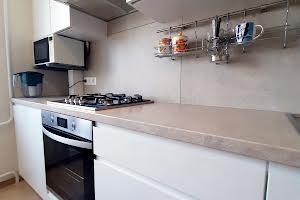 квартира за адресою Михайла Лушпи просп., 32