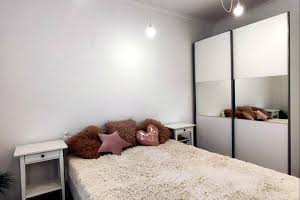 квартира за адресою Залізнична вул., 4в