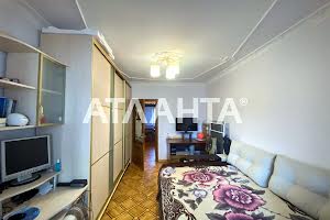 квартира за адресою Євгена Чикаленка вул., 48а