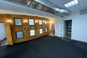комерційна за адресою Гетьмана Павла Скоропадського вул. (Льва Толстого), 9-А