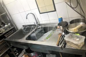 комерційна за адресою Бессарабська пл., 4
