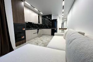 квартира за адресою Степана Бандери вул., 77