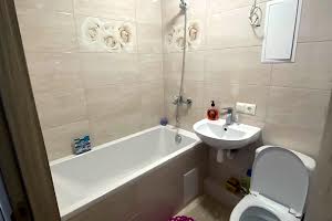квартира по адресу Героев Крут ул., 3