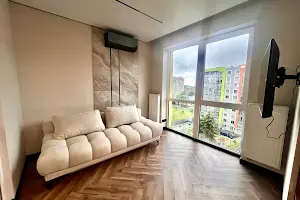 квартира за адресою Угорська вул., 12