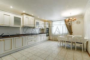 будинок за адресою 1 Травня вул., 18А