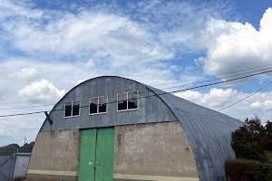 коммерческая по адресу Геологів ул., 2