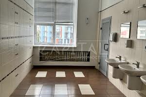 коммерческая по адресу Дениса Монастирського ул. (Василя Сурікова), 3А
