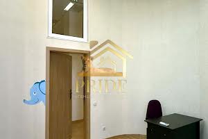 комерційна за адресою Степана Руданського вул., 4-6