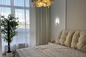 квартира за адресою Краснова вул., 3а