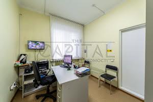 коммерческая по адресу Любомира Гузара просп. (Космонавта Комарова), 38-А