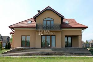 дом по адресу с. Вишенки, Карьерная ул.