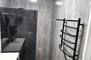 квартира за адресою Перемоги, 111