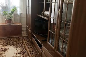 квартира за адресою Космонавтів вул., 27/3