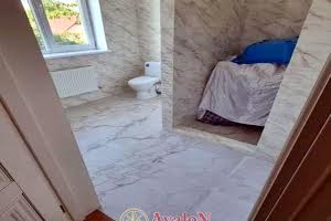 будинок за адресою Жоліо Кюрі вул., 8