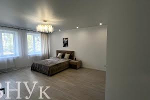 квартира за адресою Польова, 8