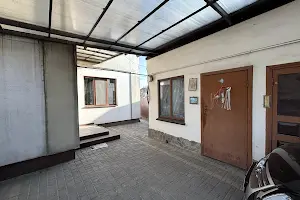 будинок за адресою Мостобудівельників вул., 1Б