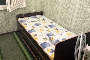 будинок за адресою Молодіжна вул., 73