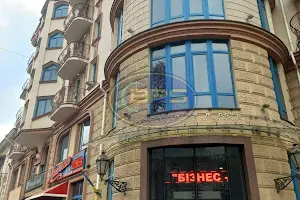 коммерческая по адресу Жуковського, 33