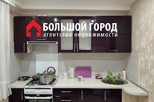 квартира за адресою Чарівна вул., 122