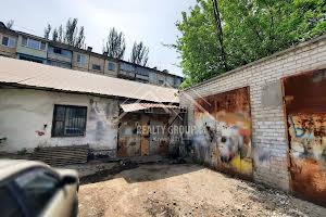 комерційна за адресою Степана Тільги вул. (Революційна), 34д