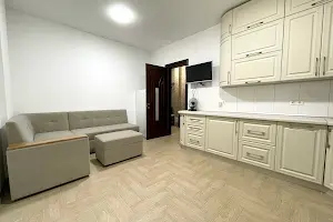 квартира за адресою Антіна Могильницького вул., 14