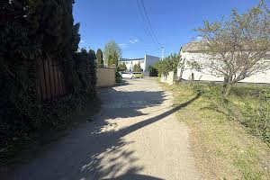ділянка за адресою Центральна вул., 76