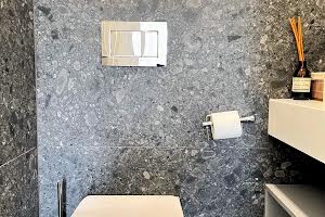 будинок за адресою смт. Обухівка, Незалежности