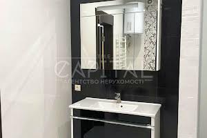 комерційна за адресою Кловський узвіз, 7a