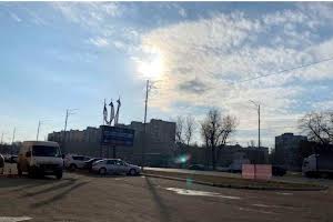 комерційна за адресою Братиславська вул., 52