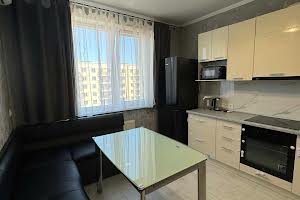 квартира за адресою Перлинна вул., 8