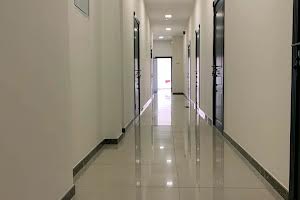 комерційна за адресою Спаська вул., 5