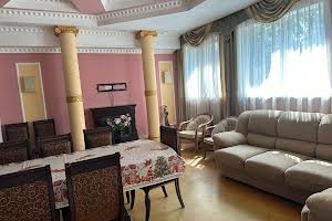 будинок за адресою Чарівна