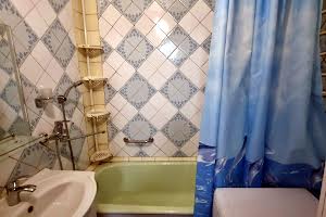 квартира за адресою Віталія Гуляєва вул., 15а