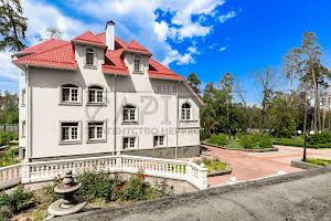 коммерческая по адресу Патріарха Володимира Романюка ул. (Жовтнева), 2Б