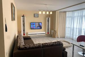 квартира по адресу Олени Степанівни вул., 8