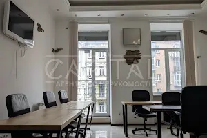 комерційна за адресою Шота Руставелі вул., 1