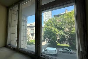 комерційна за адресою Кловський узвіз, 18