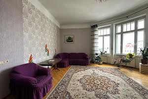 квартира за адресою Поштова, 1