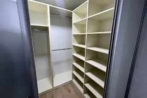 квартира за адресою Івана Франка, 53